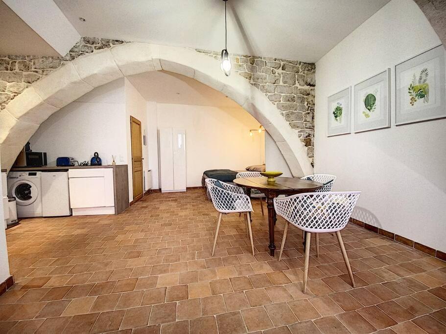Joli Studio Au Coeur De Grasse - Parking Inclus Ngoại thất bức ảnh